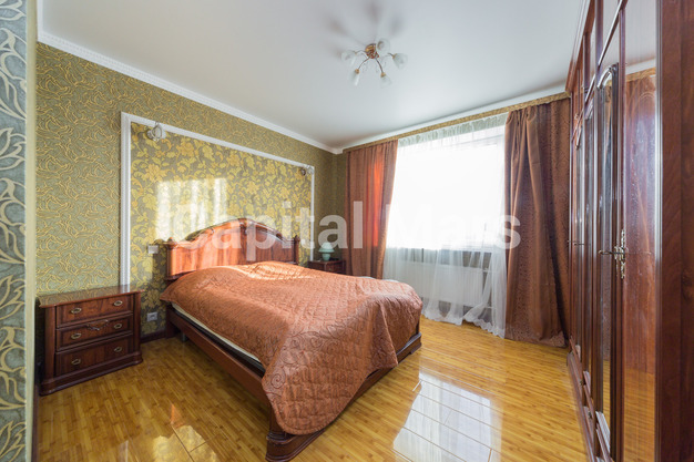 Спальня в квартире на ул Мельникова, д 3 к 3