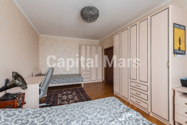Спальня в квартире на ул Веерная, д 30 к 6