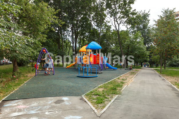Детская площадка в квартире на ул Бажова, д 8