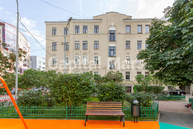 Фасад в квартире на Цветной б-р, д 22 стр 5
