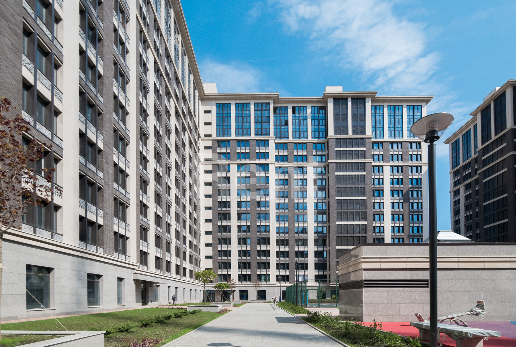 Фасад в квартире на ул Краснобогатырская, д 90 стр 2