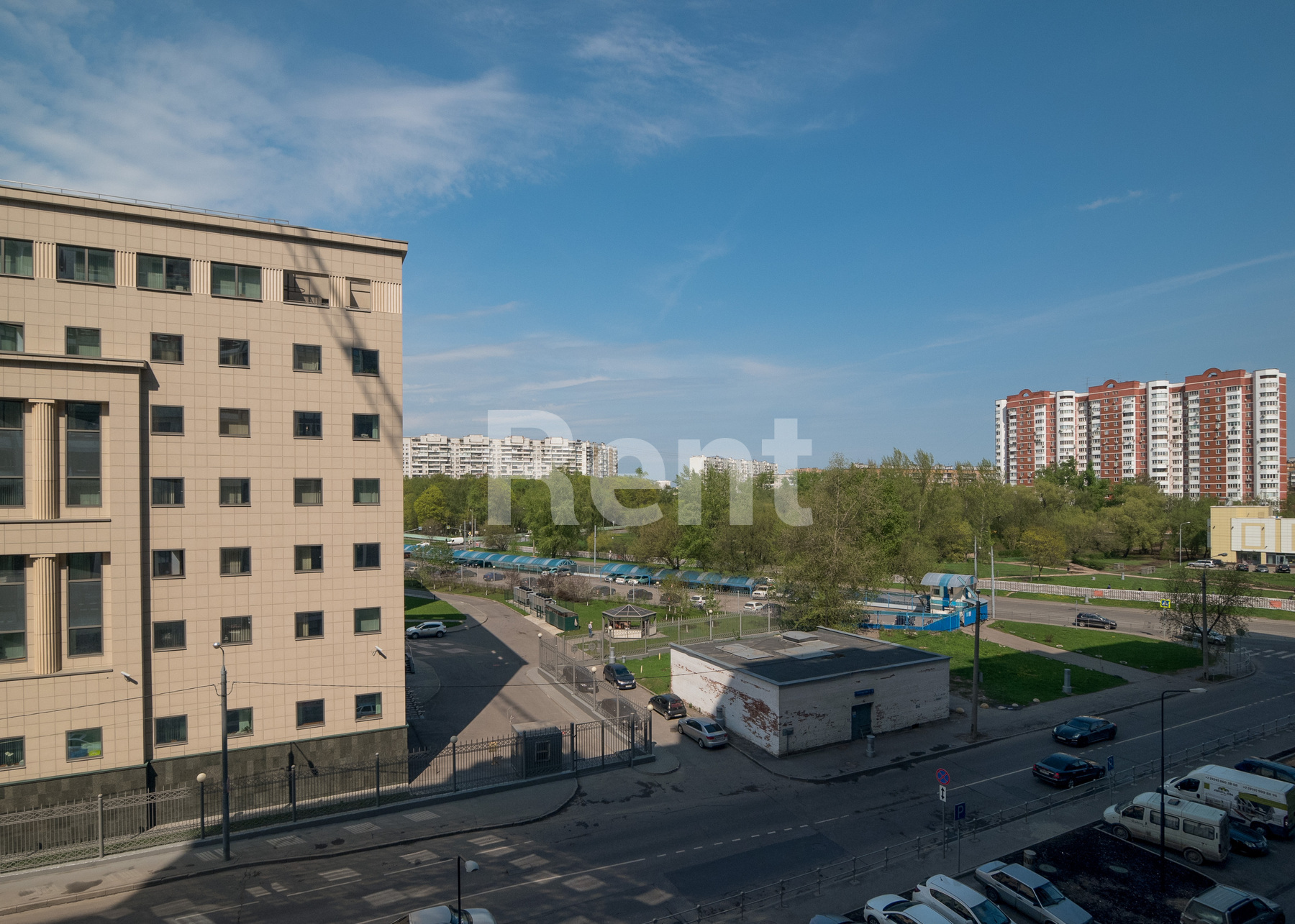 Вид из окна в квартире на ул Краснобогатырская, д 90 стр 2