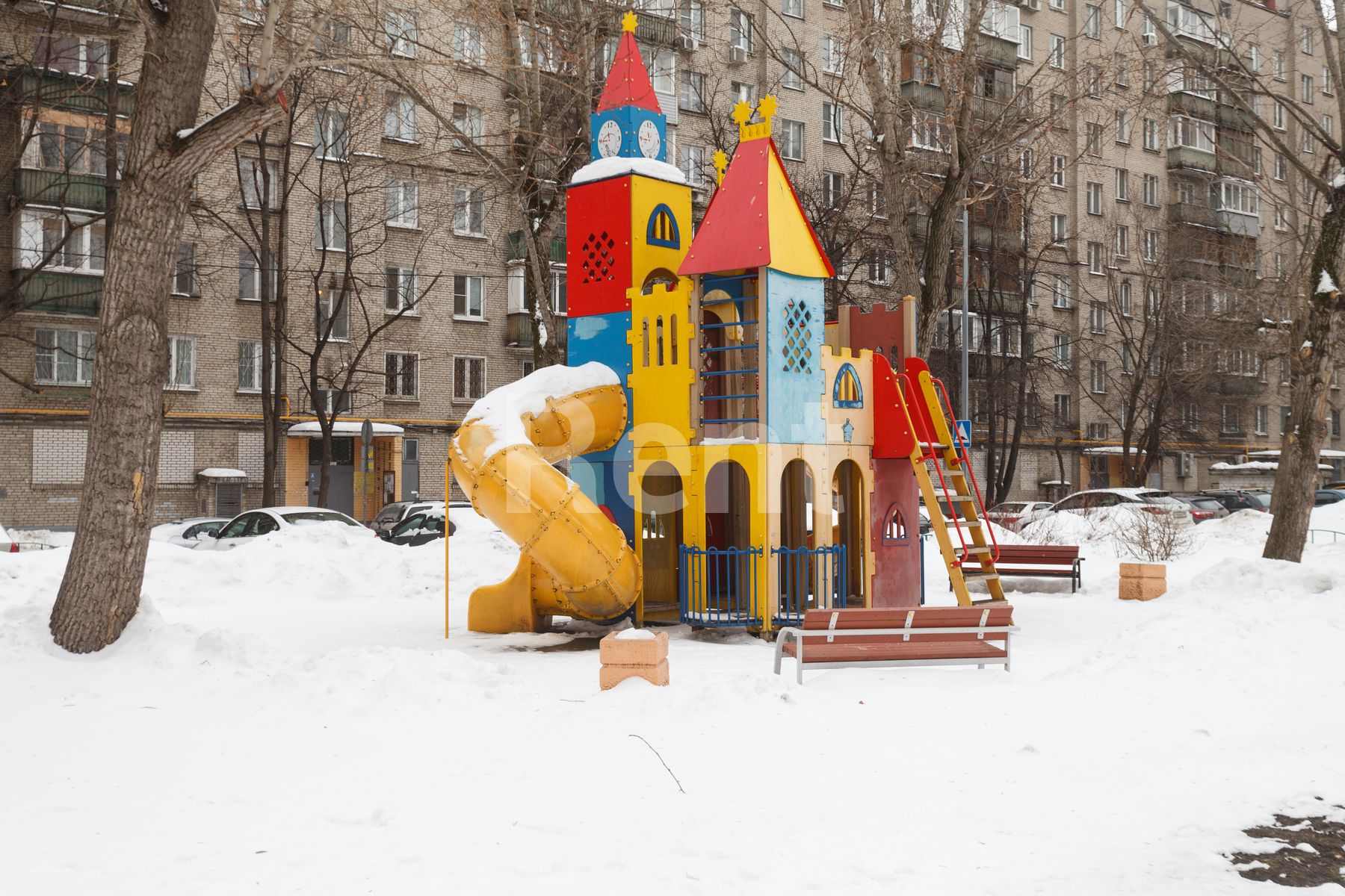 Детская площадка в квартире на ул Вятская, д 3