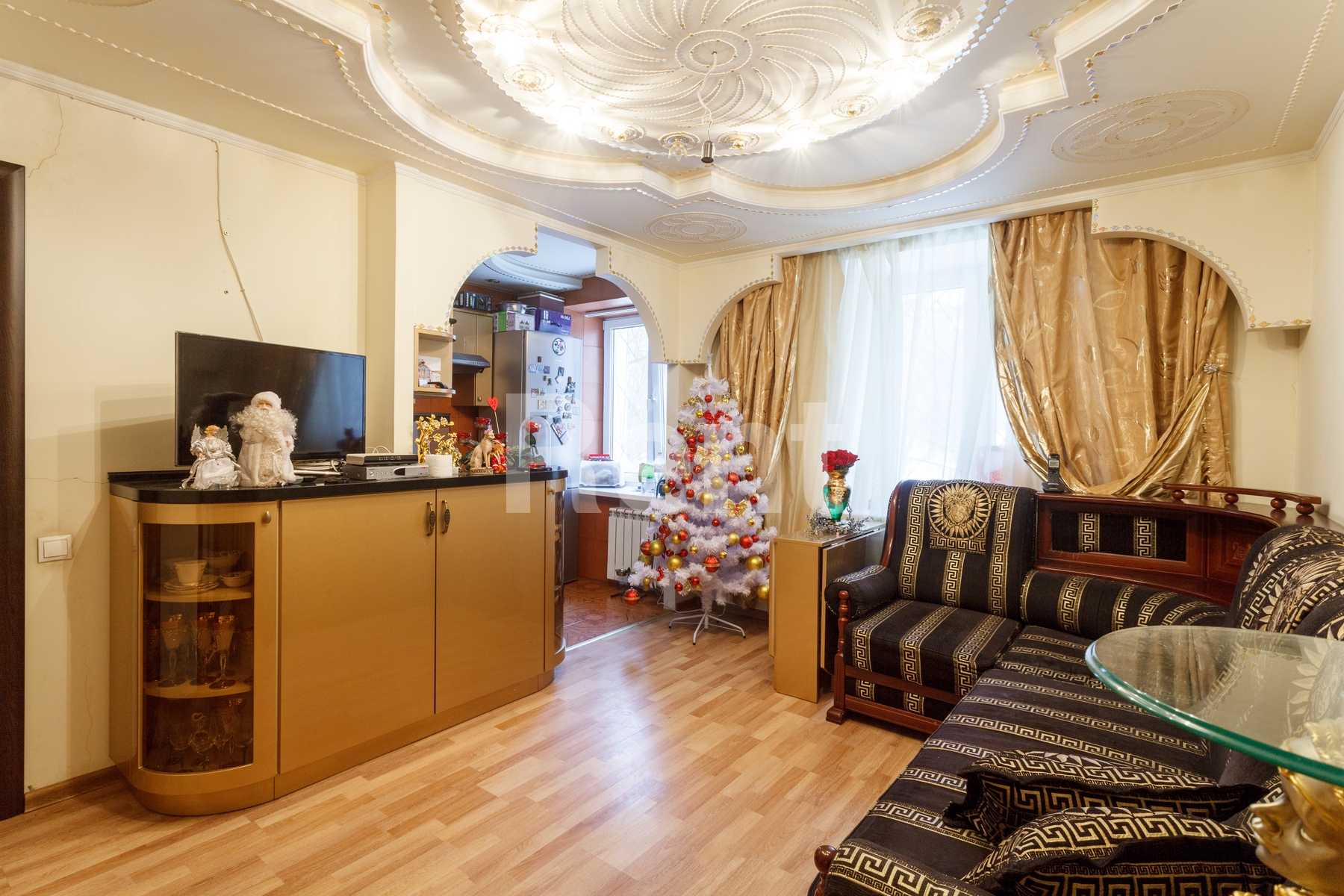 Гостиная в квартире на ул Вятская, д 3