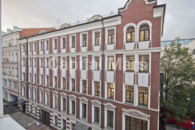 Купить 4-комнатную квартиру 110,7 м² по адресу Москва, Рыбников переулок, 2 - id