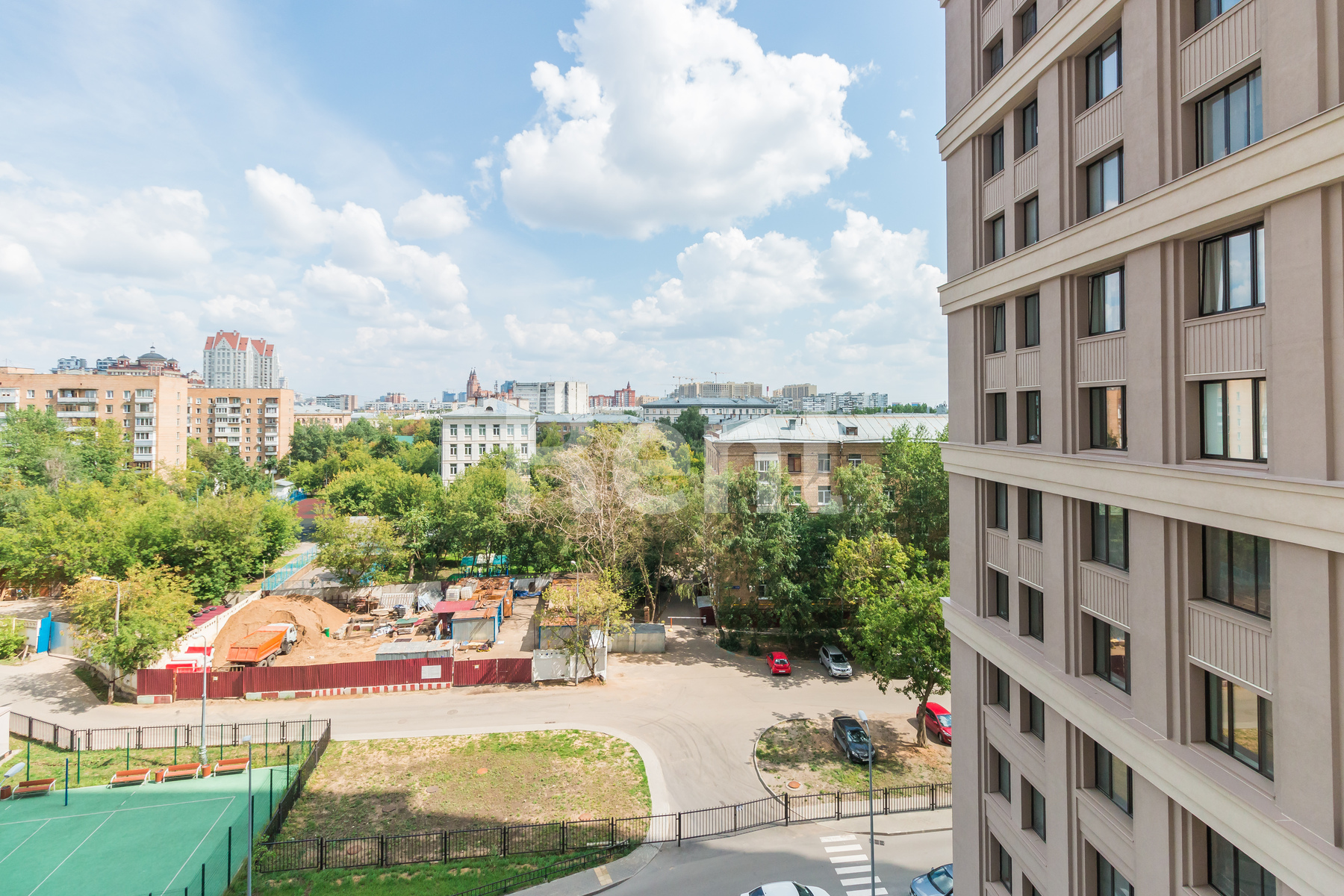 Вид из окна в квартире на ул Берзарина, д 28А к 3