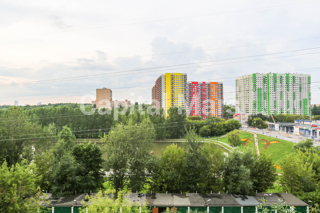 Вид из окна в квартире на ул Кастанаевская, д 56