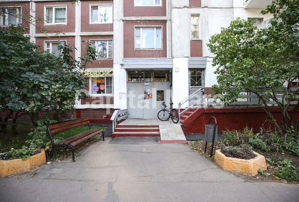 Подъезд в квартире на ул Академика Пилюгина, д 12 к 2