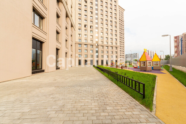 Двор в квартире на ул Берзарина, д 28А к 1