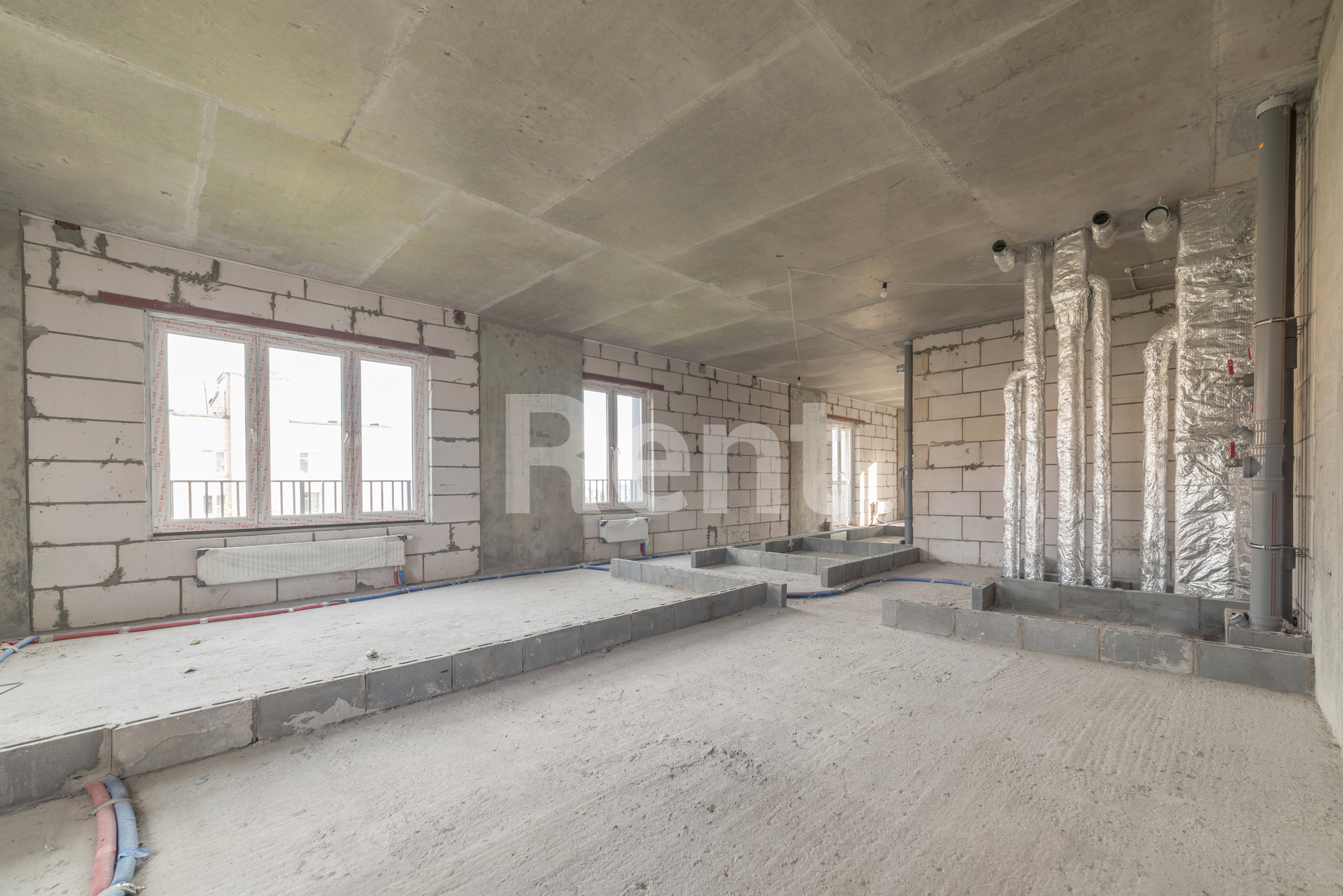 Жилая комната в квартире на ул Гришина, д 16 к б