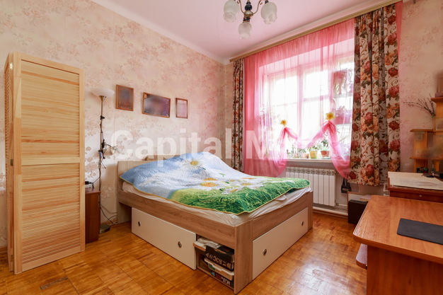 Спальня в квартире на ул Серпуховский Вал, д 22 к 2