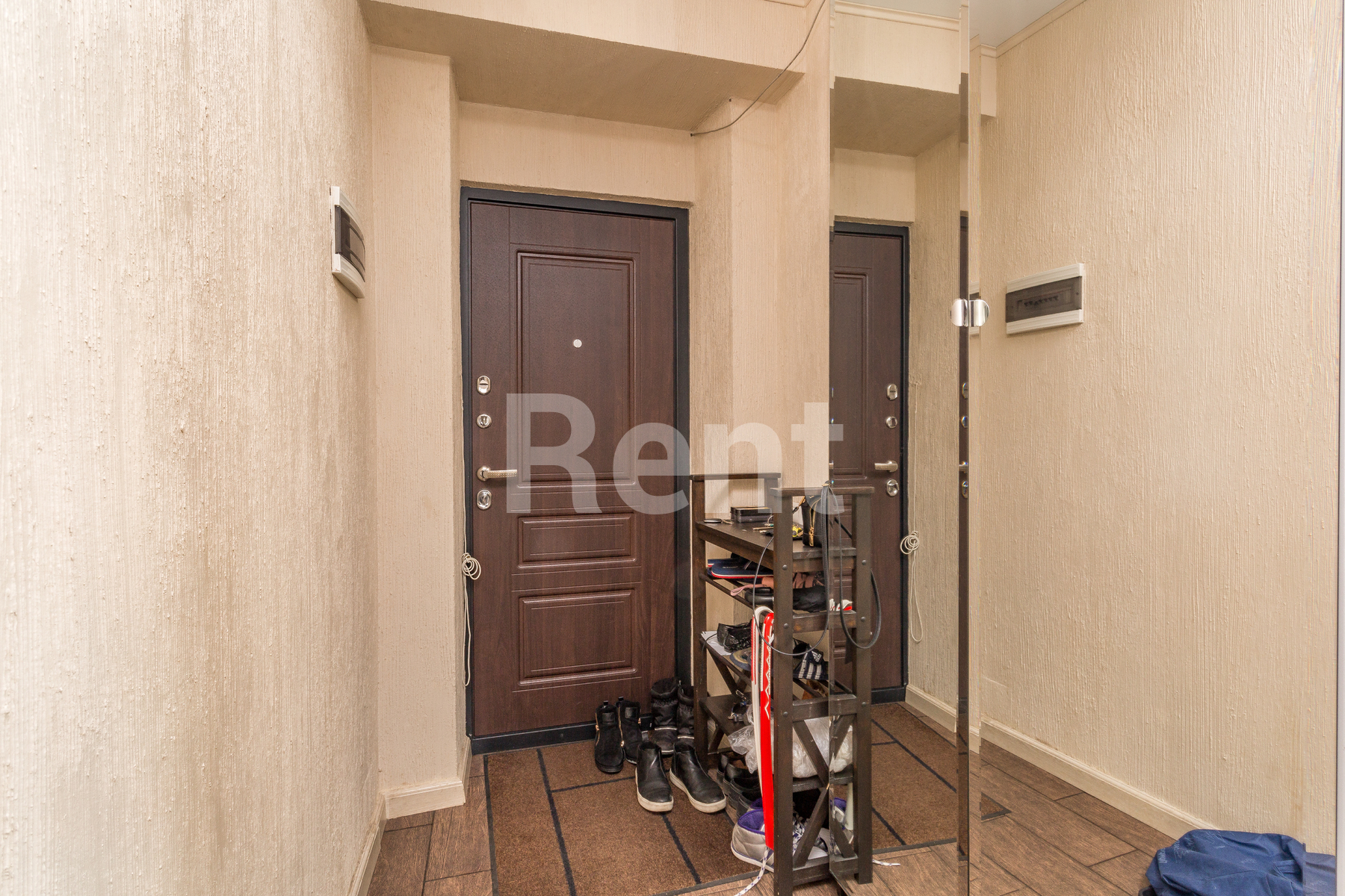 Прихожая в квартире на пр-кт Ленинский, д 109/1 к 3