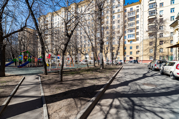 Двор в квартире на ул Космонавта Волкова, д 7