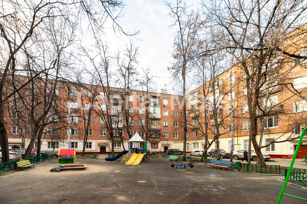 Детская площадка в квартире на ул Алексея Свиридова, д 13 к 1