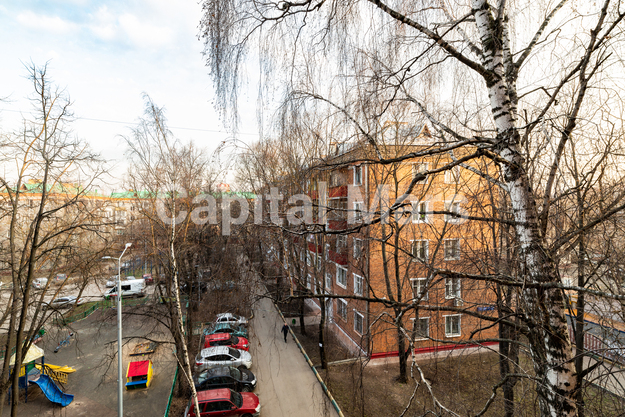 Вид из окна в квартире на ул Алексея Свиридова, д 13 к 1