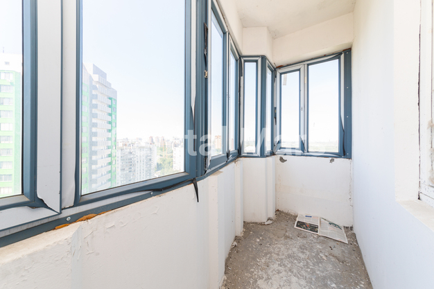 Балкон в квартире на ул Герасима Курина, д 26