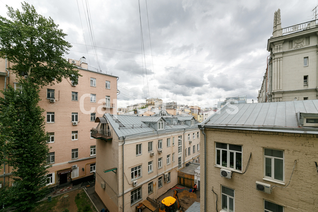Вид из окна в квартире на ул Садовая-Кудринская, д 32 стр 2