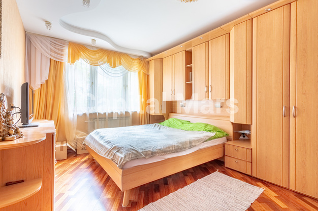 Жилая комната в квартире на ул Намёткина, д 9 к 1