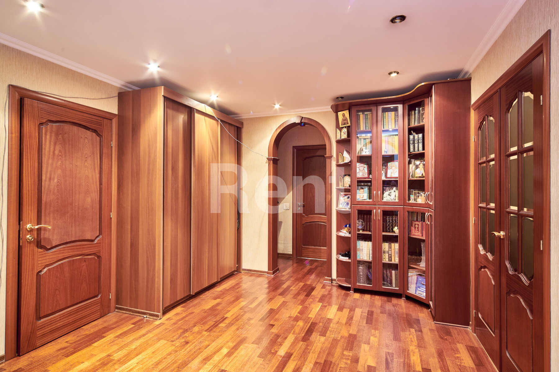 Холл в квартире на ул Привольная, д 65/32