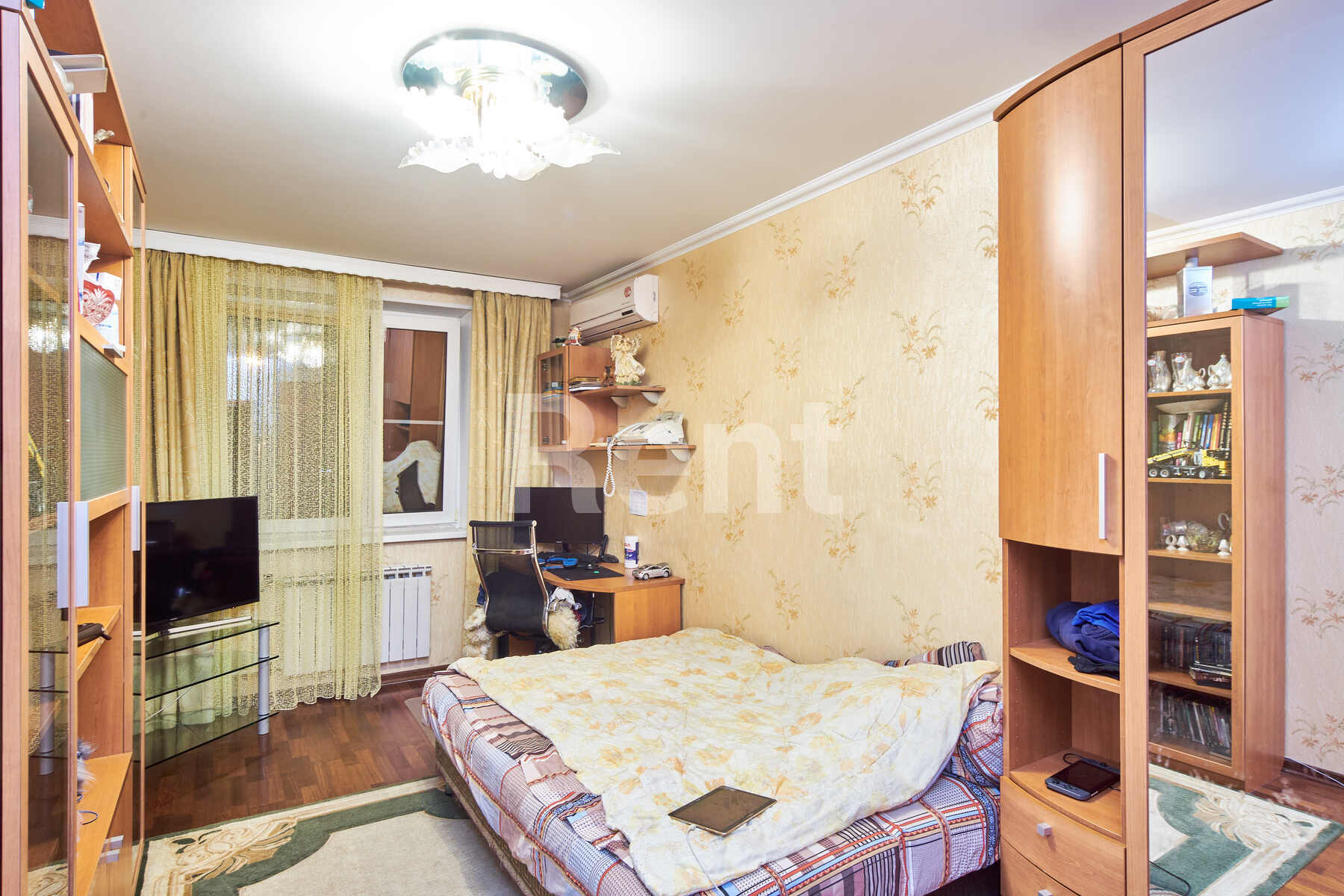 Спальня в квартире на ул Привольная, д 65/32