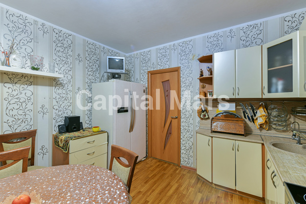 Кухня в квартире на ул Тихомирова, д 1
