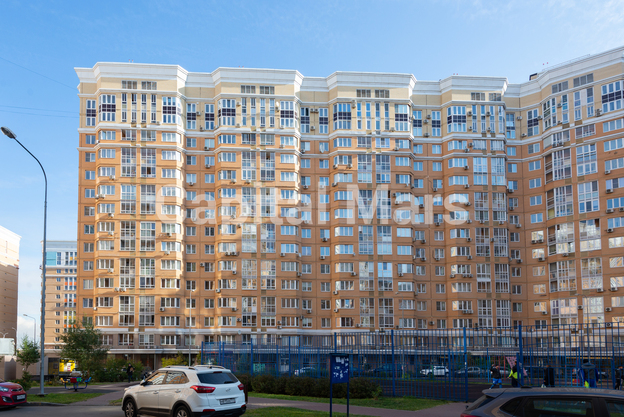 Фасад в квартире на ул 6-я Радиальная, д 5 к 2
