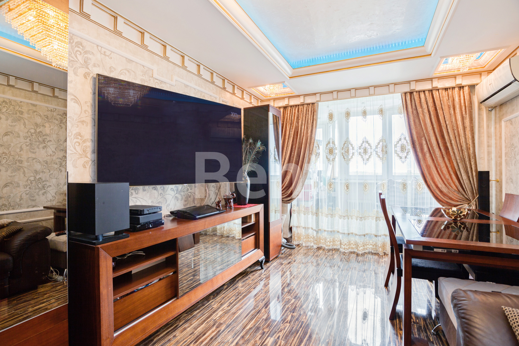 Гостиная в квартире на проезд Гурьевский, д 29 к 1