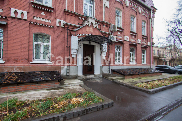 Подъезд в квартире на пер Большой Знаменский, д 8/12 стр 3