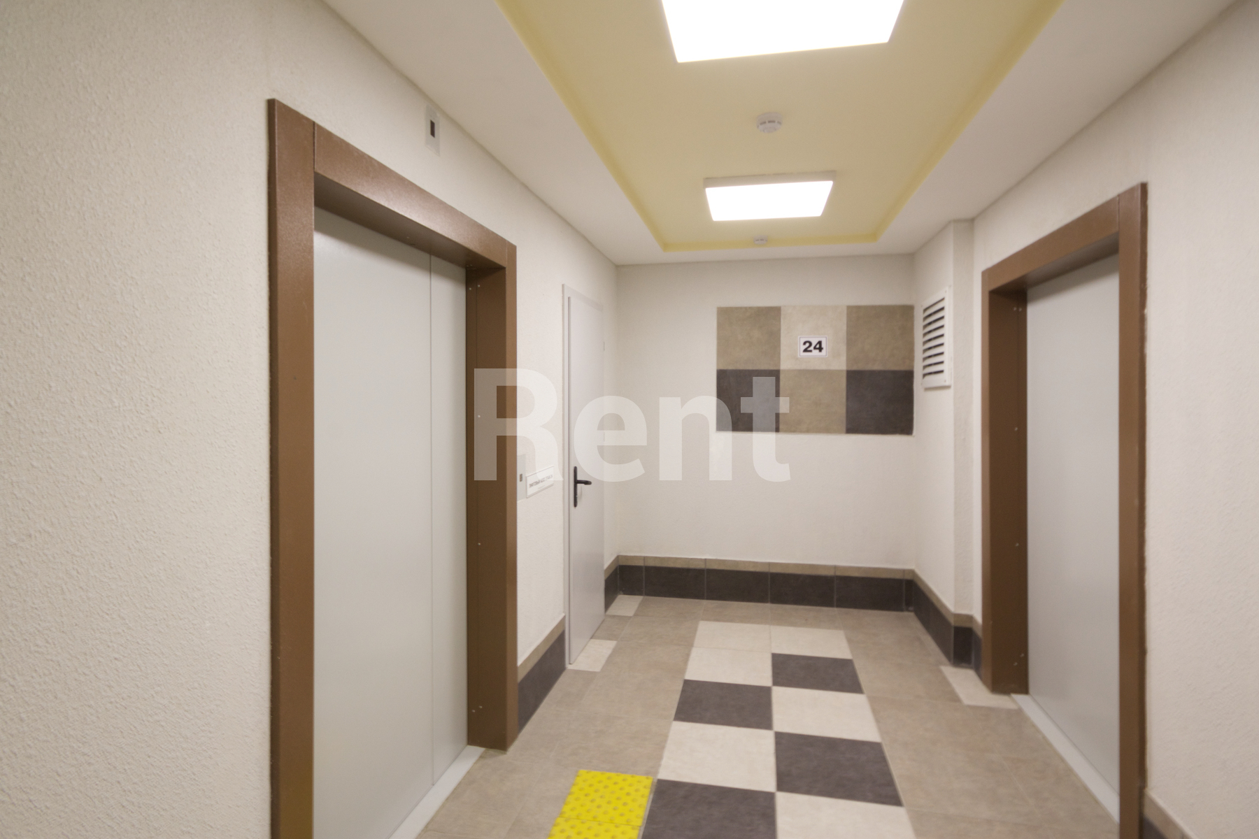 Подъезд в квартире на проезд 17-й Марьиной Рощи, д 1