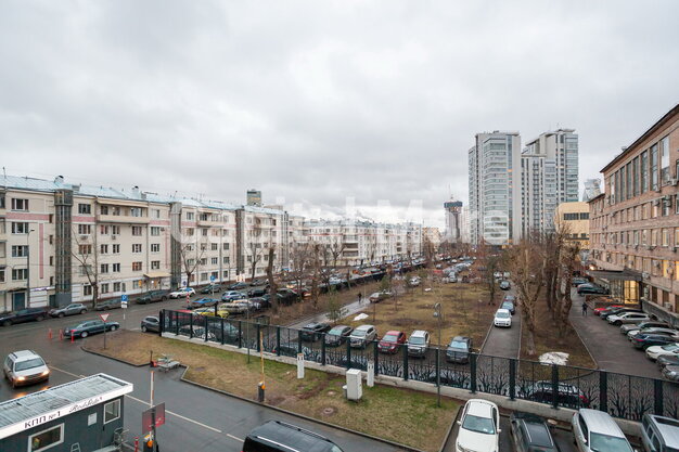 Вид из окна в квартире на ул Сергея Макеева, д 9 к 1