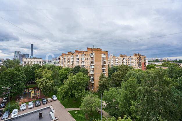 Вид из окна в квартире на пер Стрельбищенский, д 5