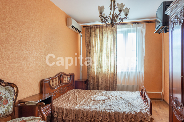Спальня в квартире на ул Северодвинская, д 13 к 1