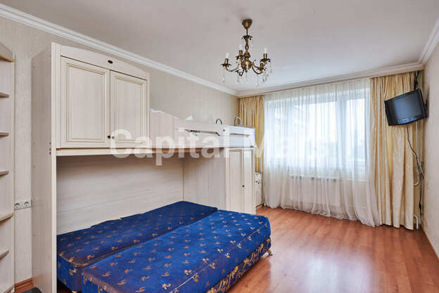 Спальня в квартире на ул Лётчика Бабушкина, д 32 к 1