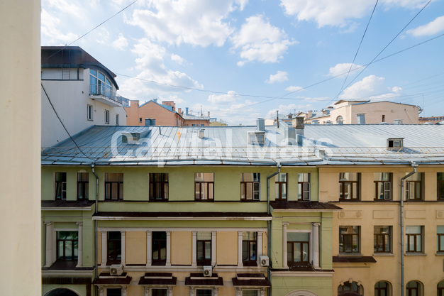 Вид из окна в квартире на Гагаринский пер, д 28