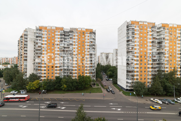Вид из окна в квартире на ул Генерала Белобородова, д 27