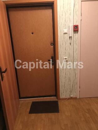 Прихожая в квартире на ул Базовская, д 15 к 6
