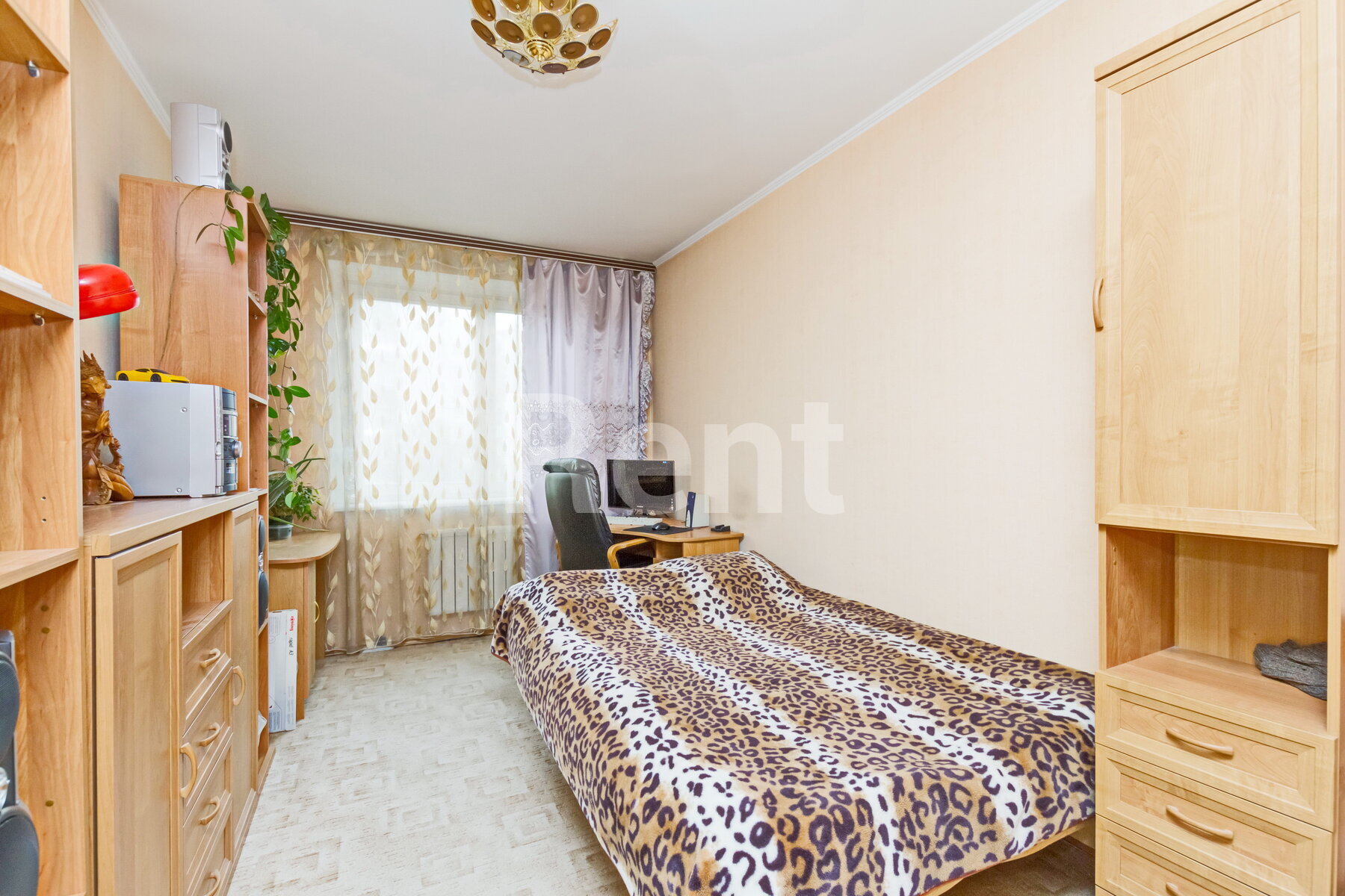 Жилая комната в квартире на ул Привольная, д 57 к 1