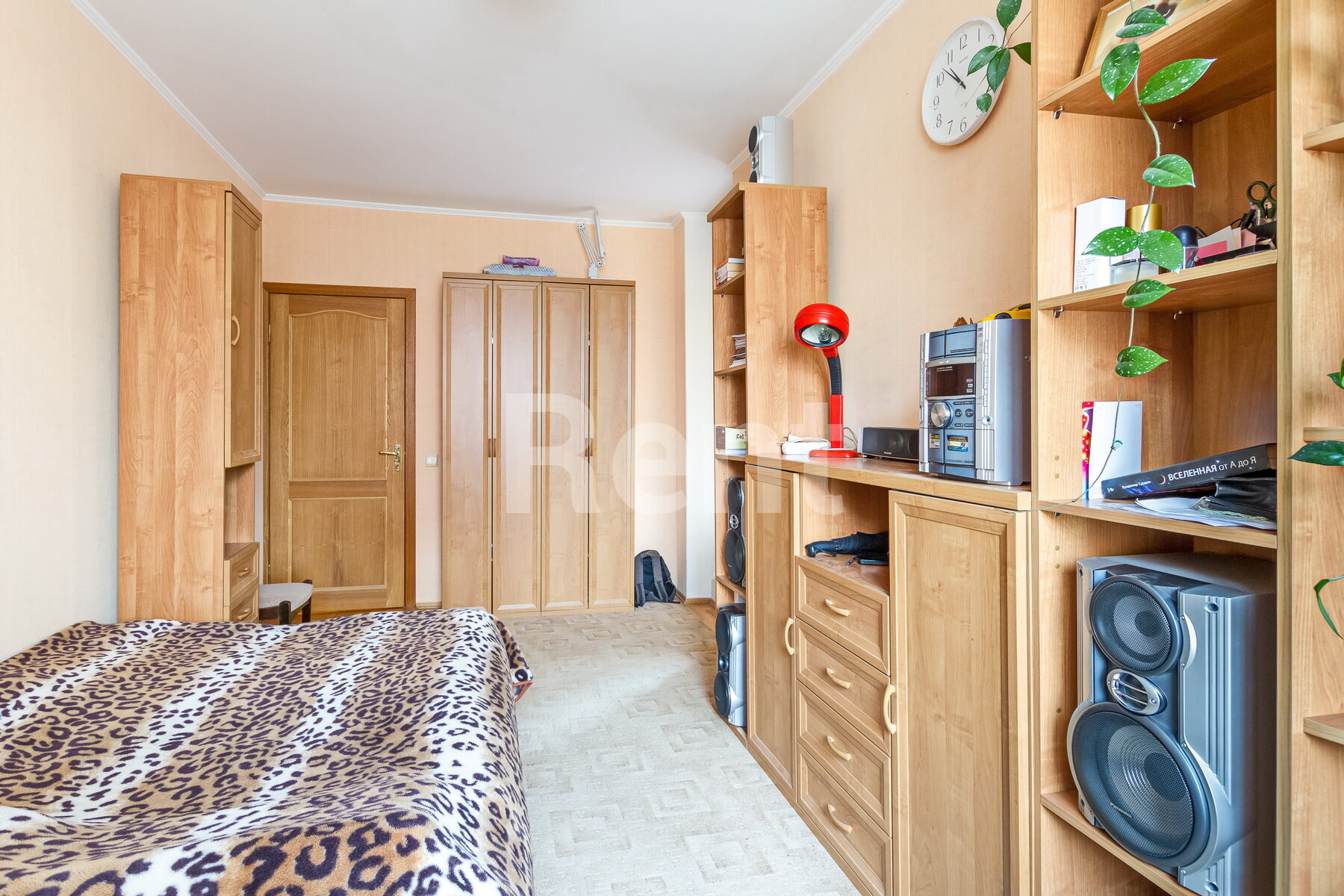 Жилая комната в квартире на ул Привольная, д 57 к 1