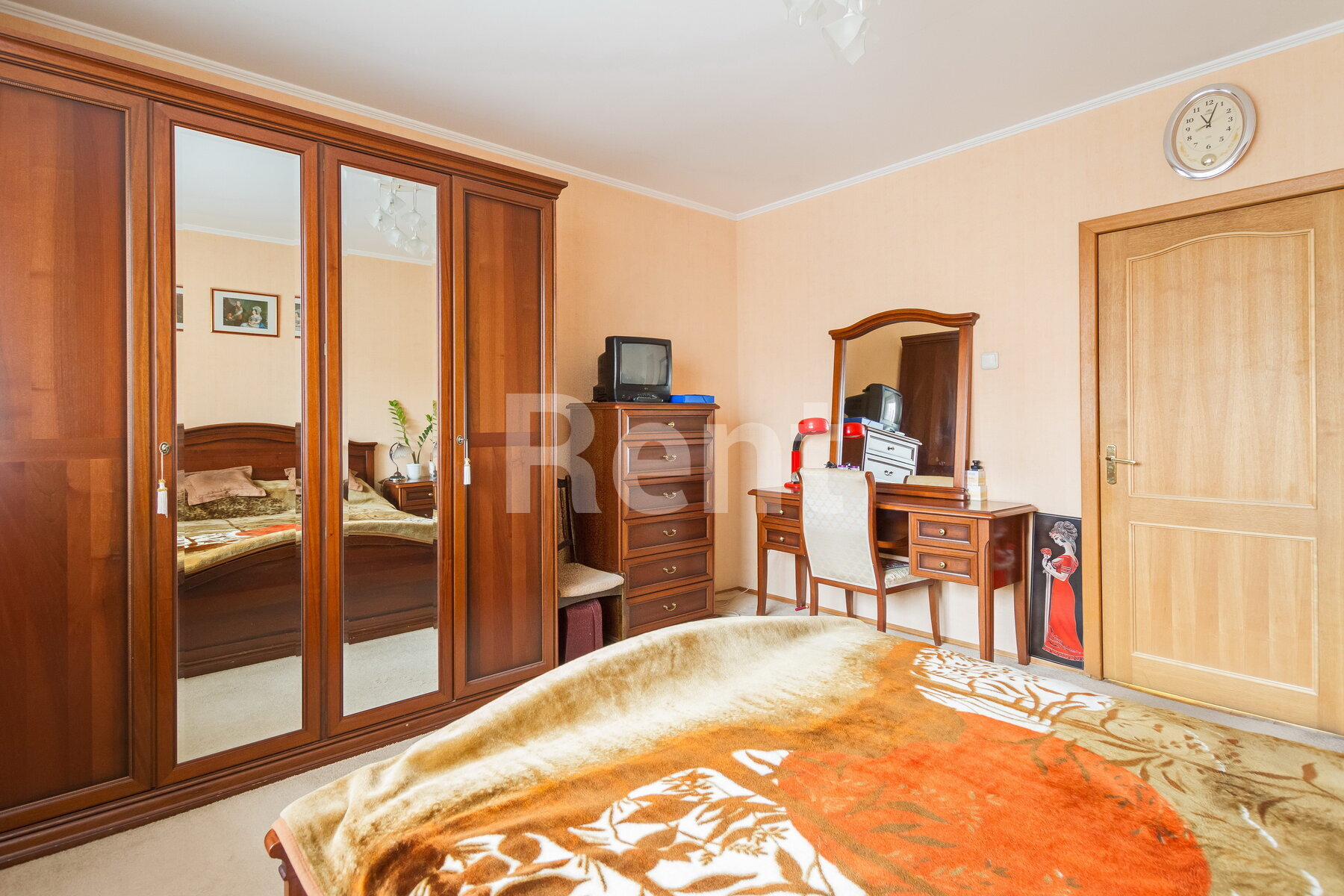 Спальня в квартире на ул Привольная, д 57 к 1