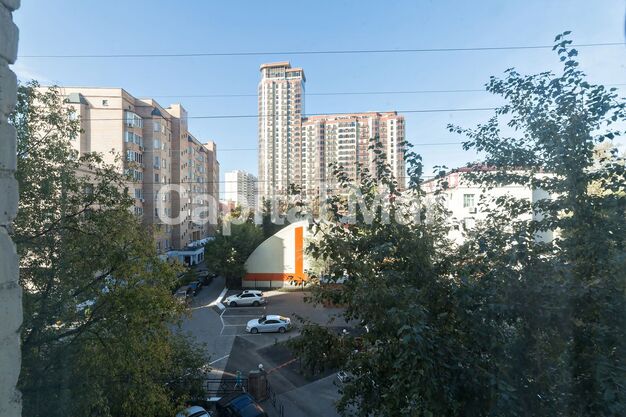 Вид из окна в квартире на ул Шарикоподшипниковская, д 36/18