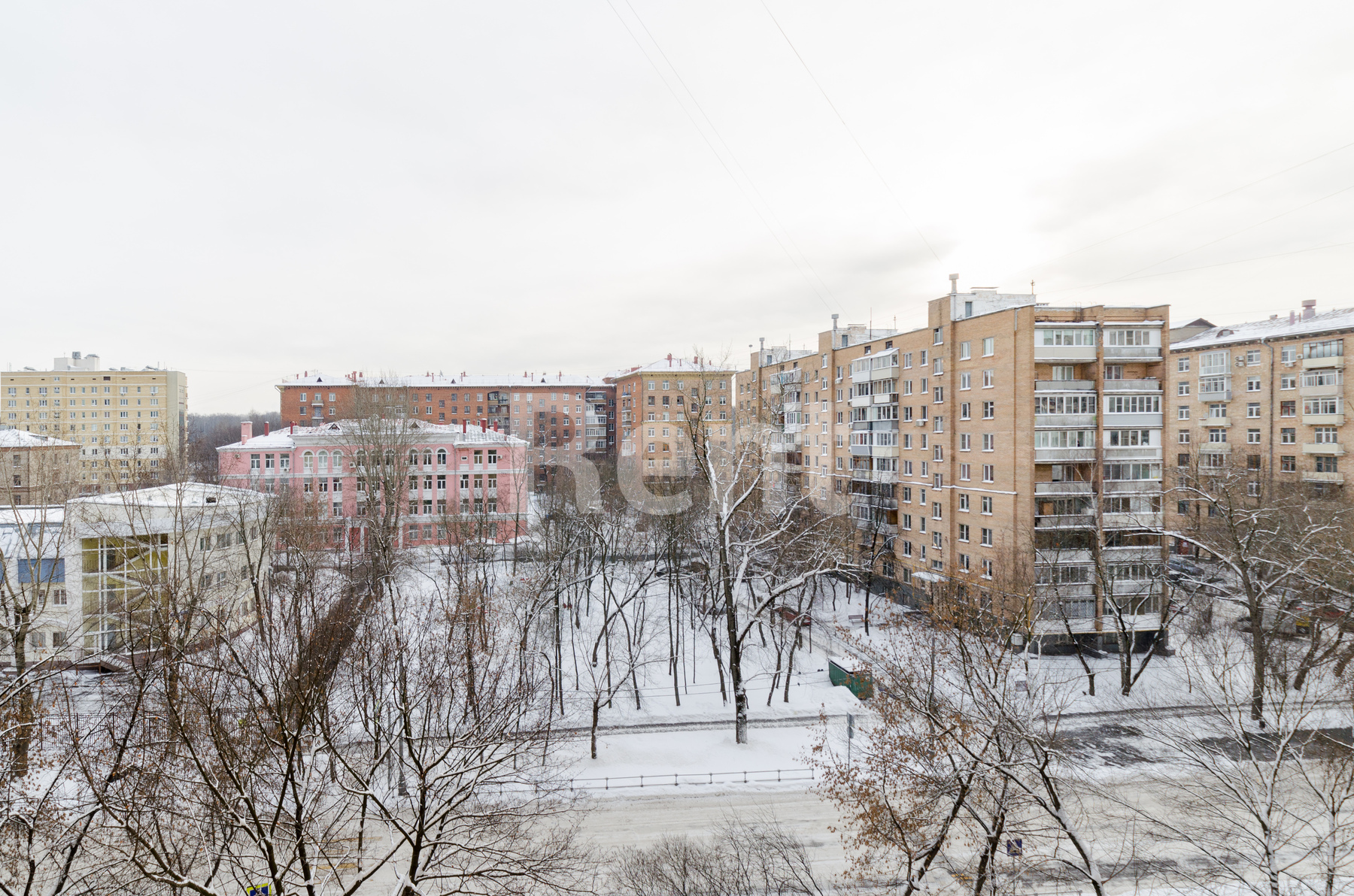 Вид из окна в квартире на ул Павла Корчагина, д 13