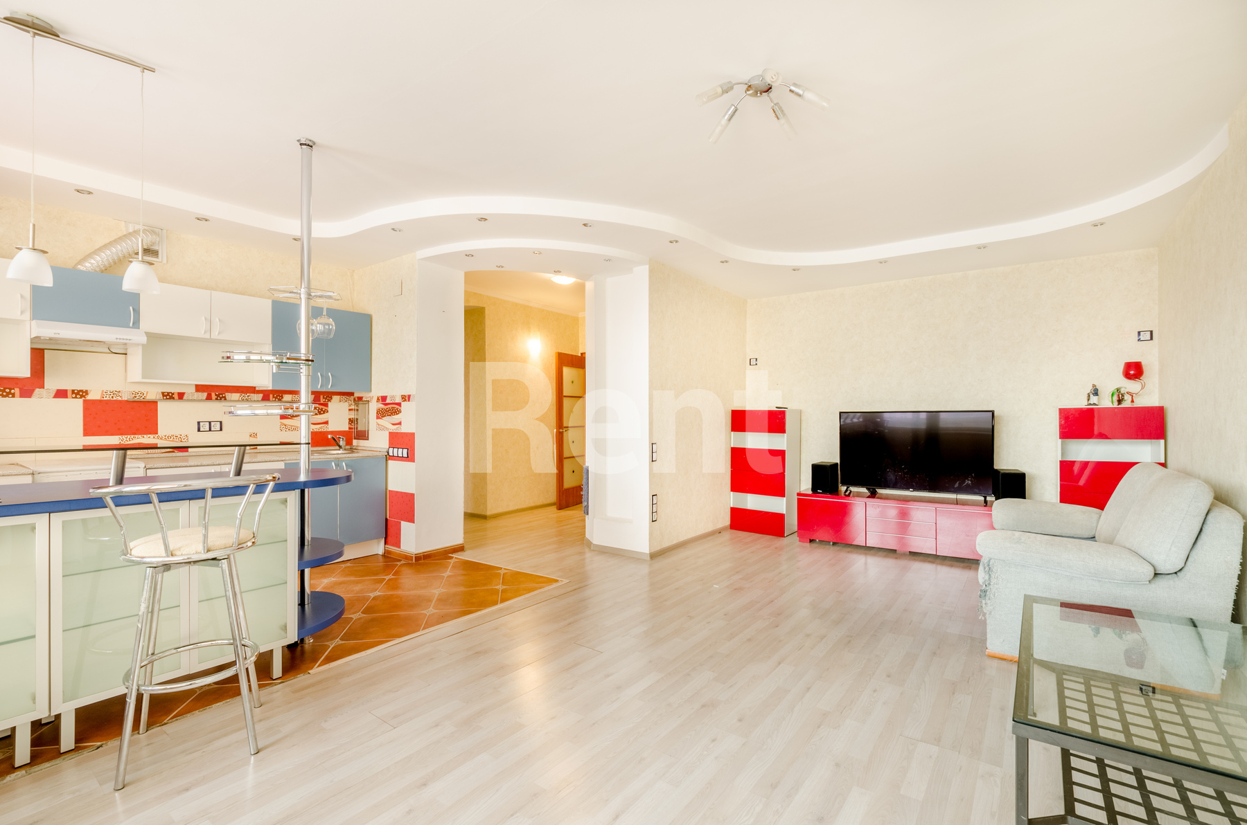 Жилая комната в квартире на ул Павла Корчагина, д 13