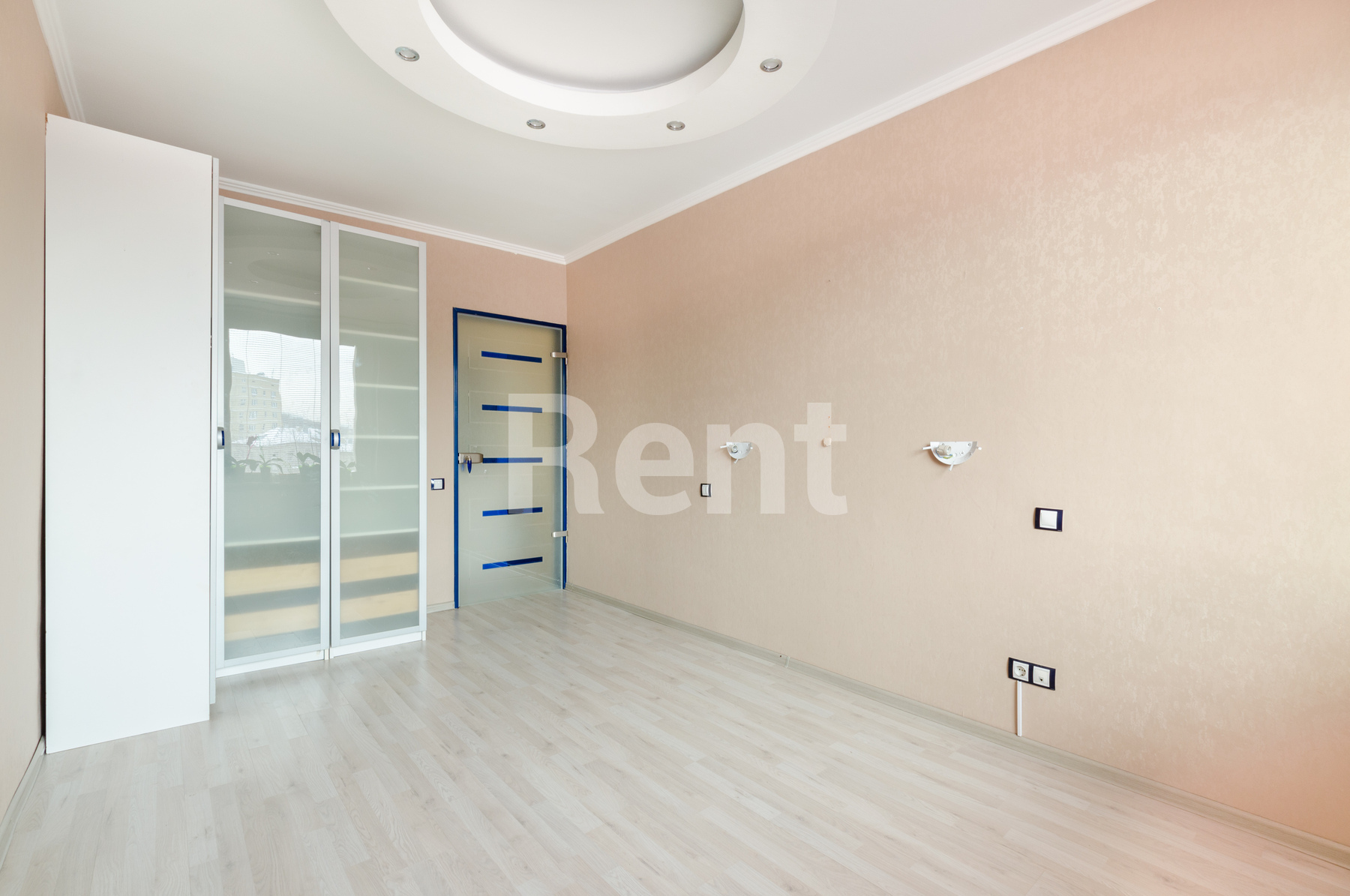 Жилая комната в квартире на ул Павла Корчагина, д 13