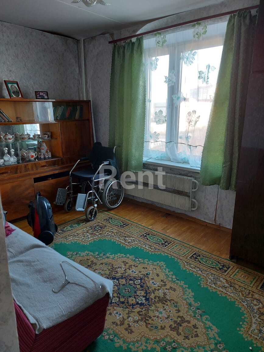 Жилая комната в квартире на ул Красного Маяка, д 13 к 2