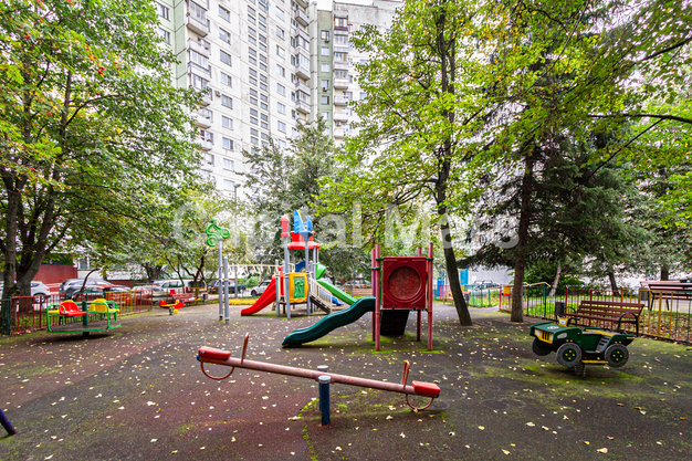 Детская площадка в квартире на проезд Карамзина, д 5