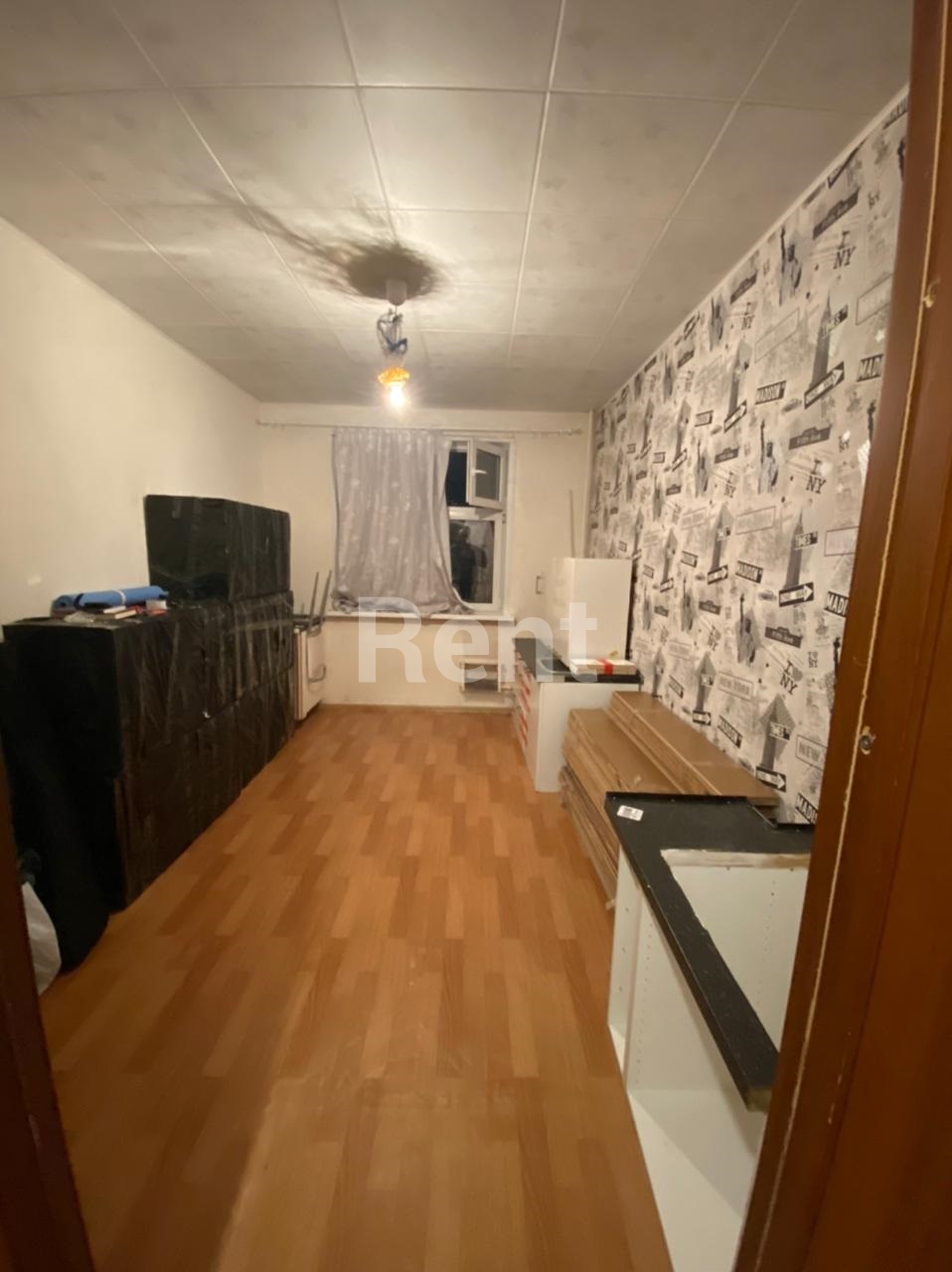 Жилая комната в квартире на проезд Батайский, д 31