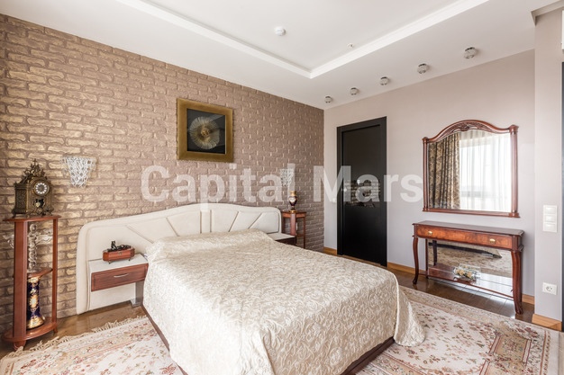 Спальня в квартире на пр-кт Ленинский, д 111 к 1