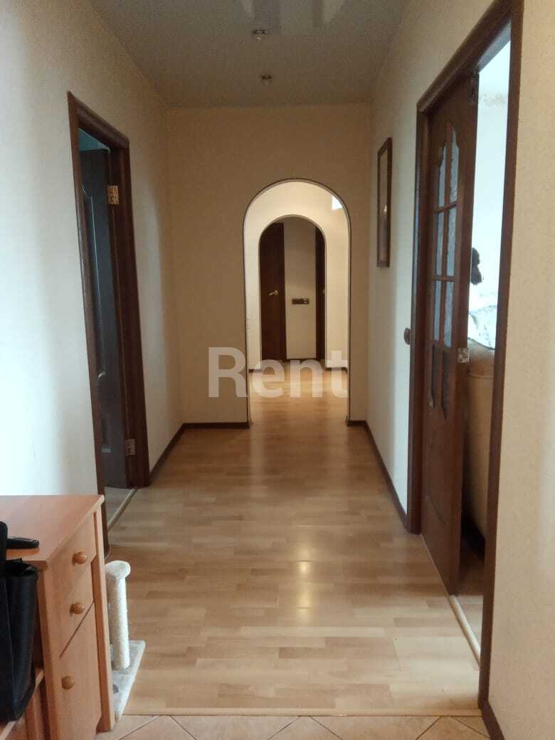 Коридор в квартире на ул 2-я Мелитопольская, д 21 к 1