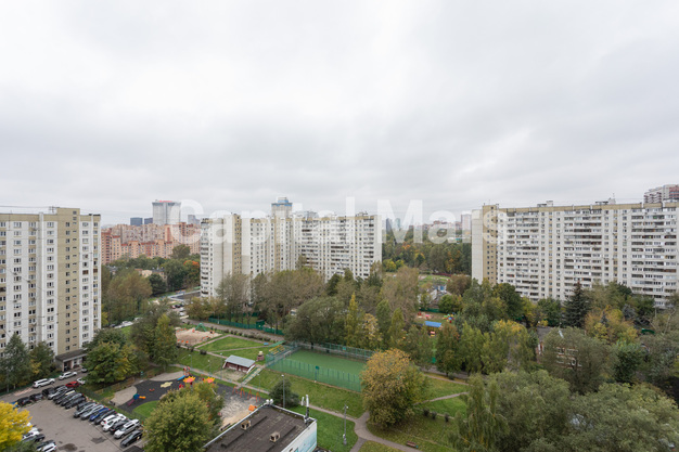 Вид из окна в квартире на ул Новочерёмушкинская, д 50