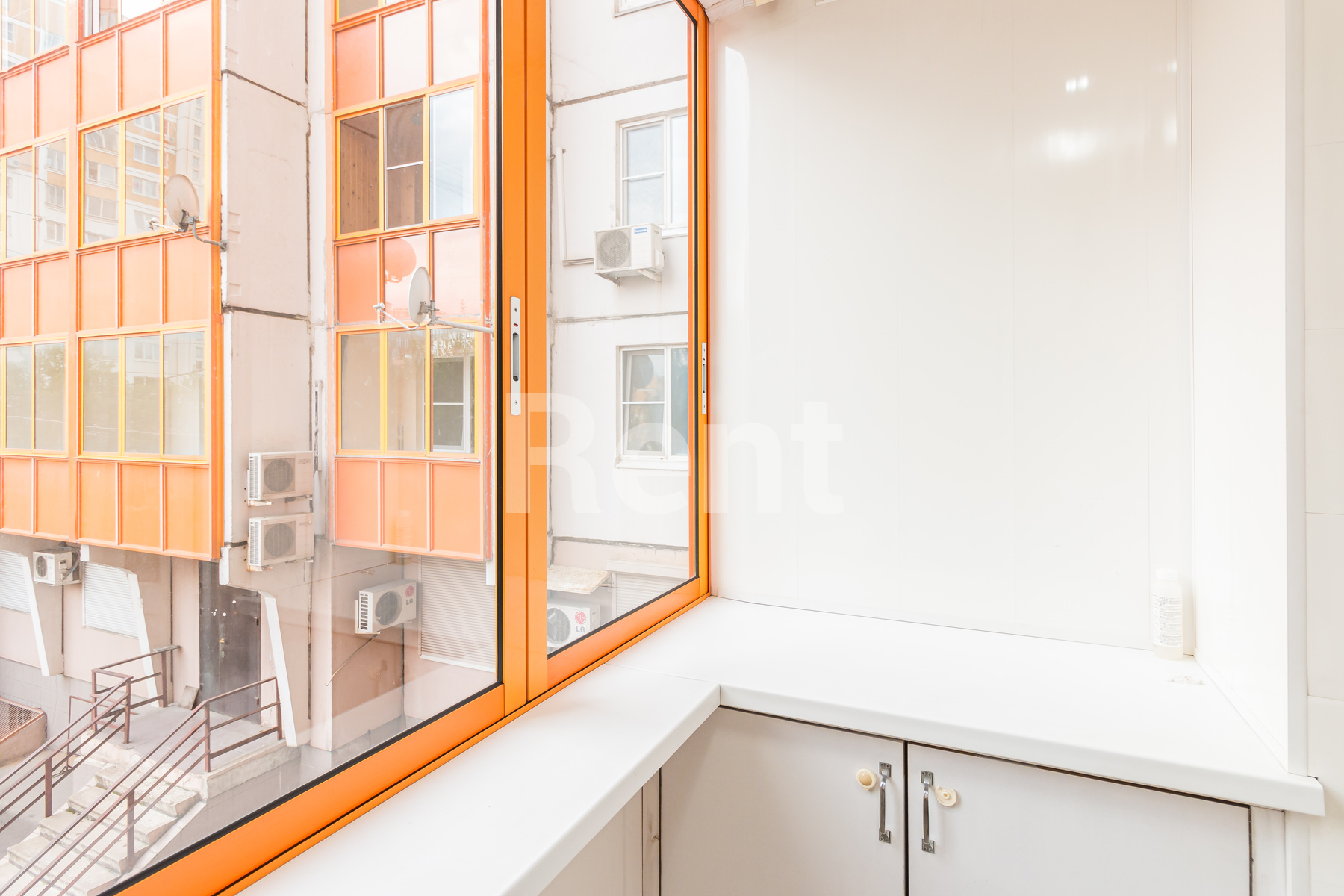 Лоджия в квартире на ул Усиевича, д 29 к 1